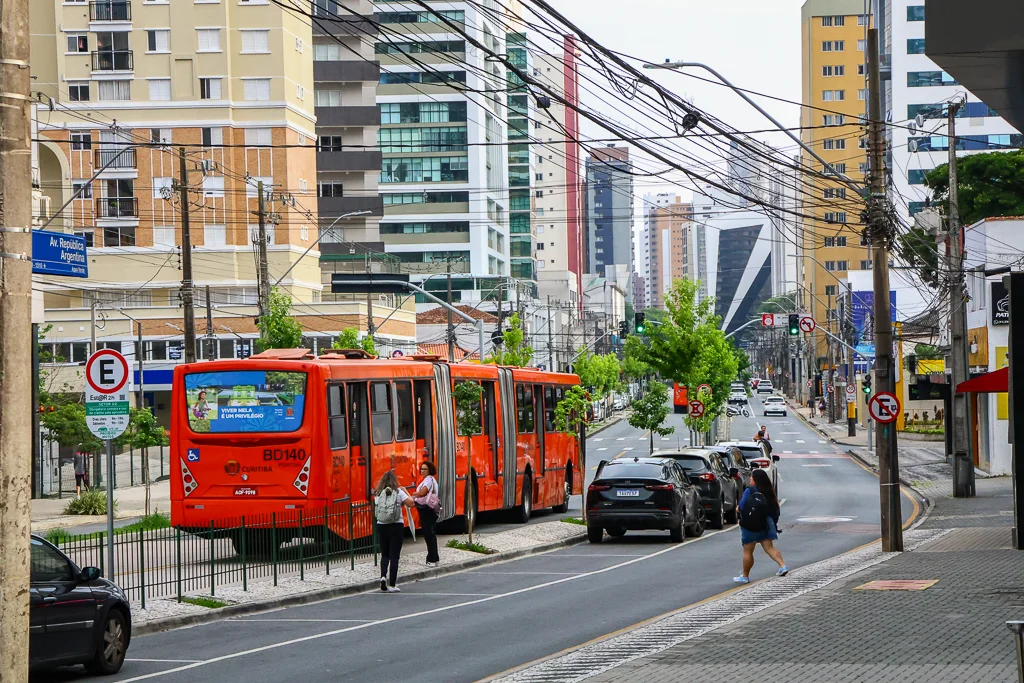 O consórcio virou a nova porta de entrada do imóvel — e cresce mais rápido que o financiamento